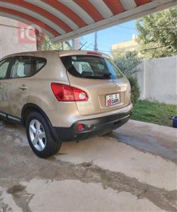 نيسان قاشقاي